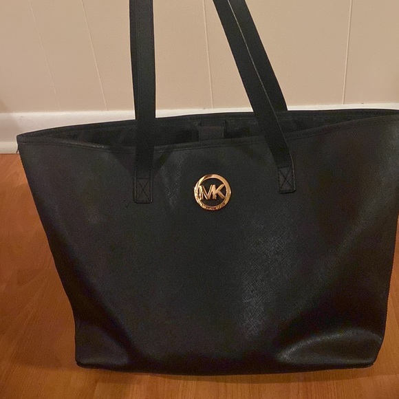 Michael Kors Black Tote Bag - Picture 2 of 6
